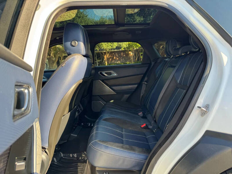 2018 Land Rover Range Rover Velar P250 R-Dynamic SE