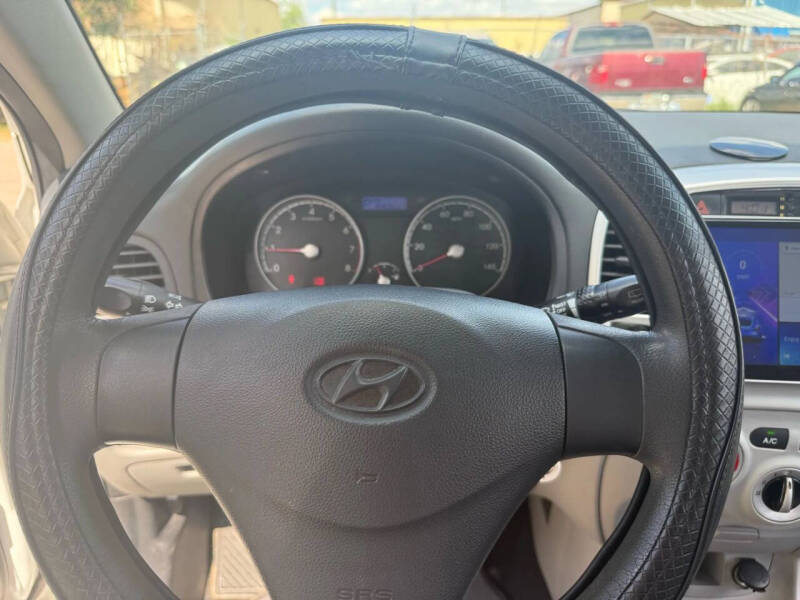 2010 Hyundai Accent GS