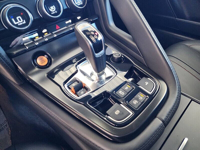 2015 Jaguar F-TYPE V8 S