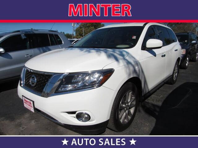 2016 Nissan Pathfinder for sale at Minter Auto Sales in South Houston TX