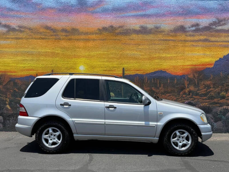 2001 Mercedes-Benz M-Class ML 320