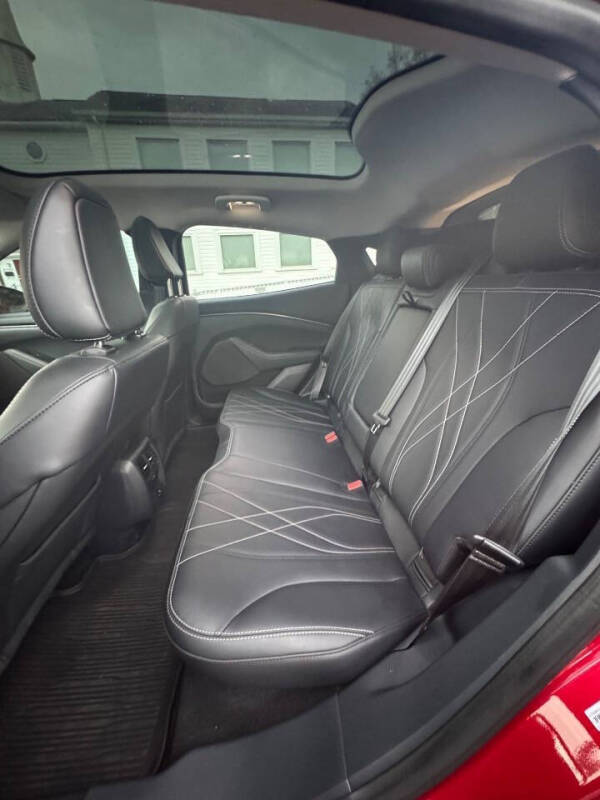 2021 Ford Mustang Mach-E California Route 1