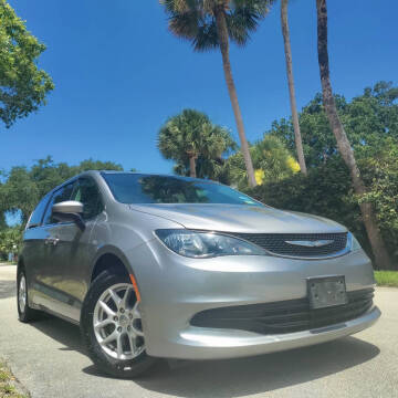 2017 Chrysler Pacifica LX