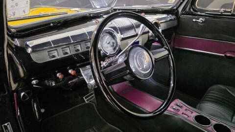 1942 Ford Super Deluxe