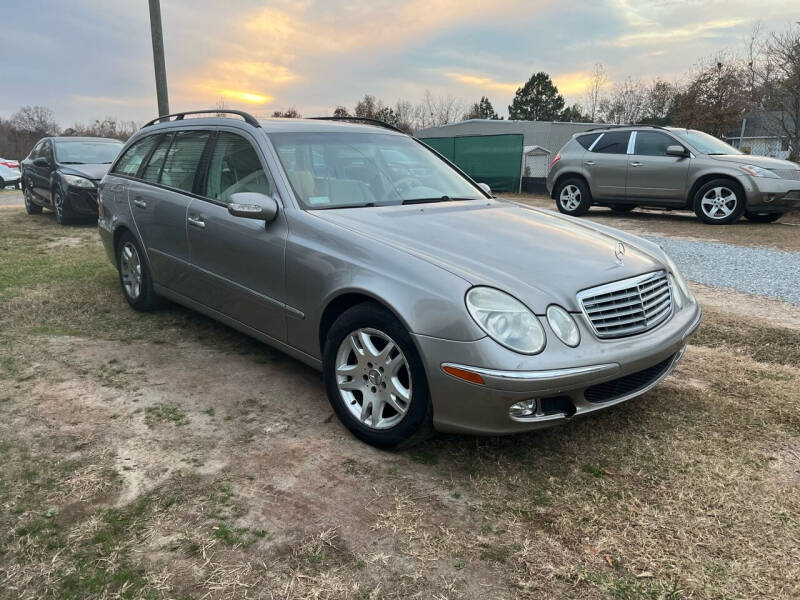 2004 Mercedes-Benz E-Class for sale at HDH Auto Sales LLC in Greer SC