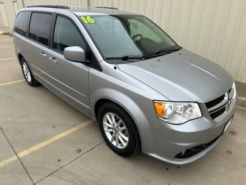 2016 Dodge Grand Caravan for sale at Lauer Auto in Clearwater KS