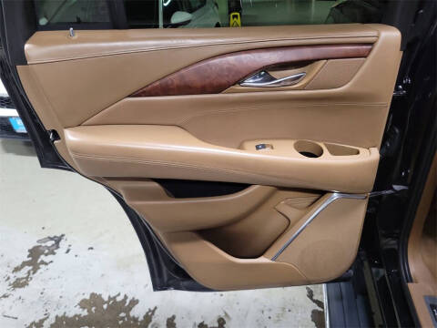 2015 Cadillac Escalade Platinum