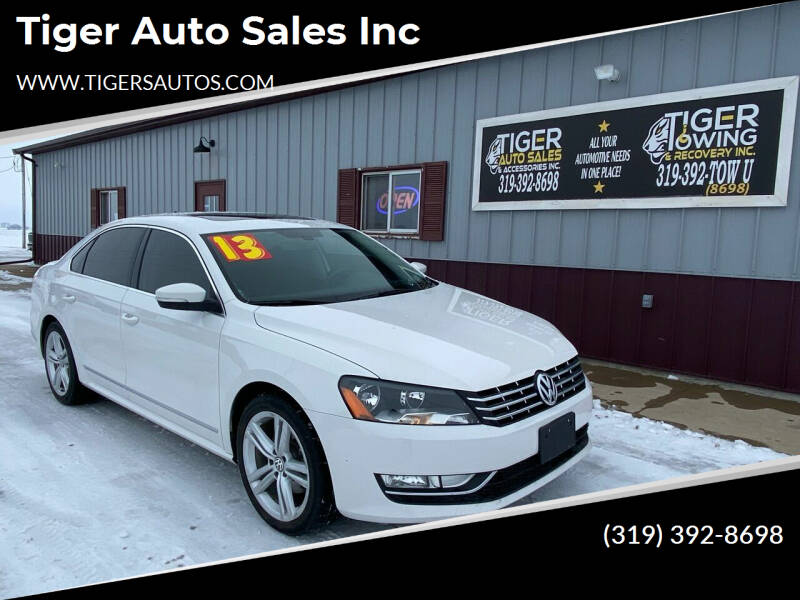 2013 Volkswagen Passat for sale at Tiger Auto Sales Inc in Danville IA