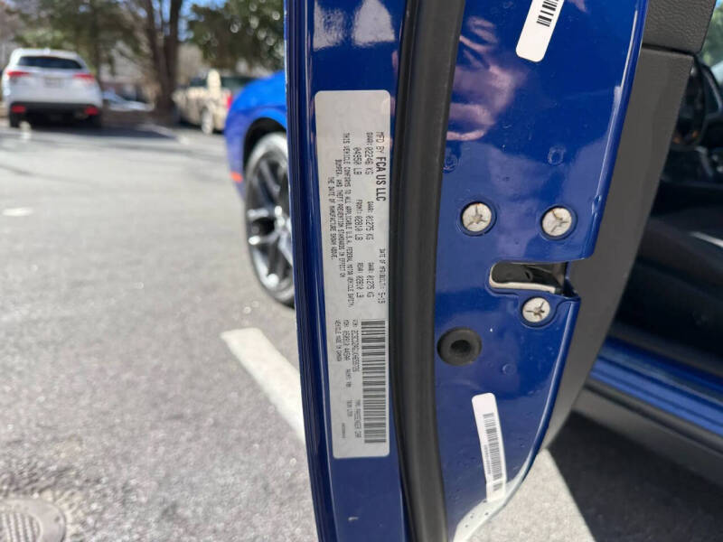 2019 Dodge Challenger SXT