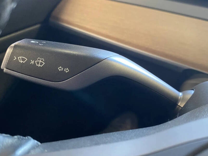 2018 Tesla Model 3 Mid Range