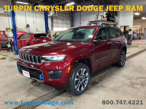 2023 Jeep Grand Cherokee for sale at Turpin Chrysler Dodge Jeep Ram in Dubuque IA