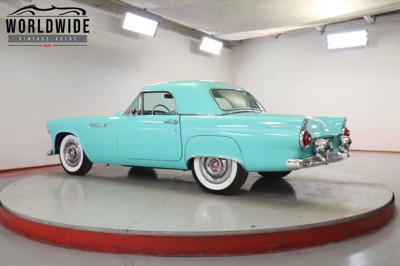 1955 Ford Thunderbird