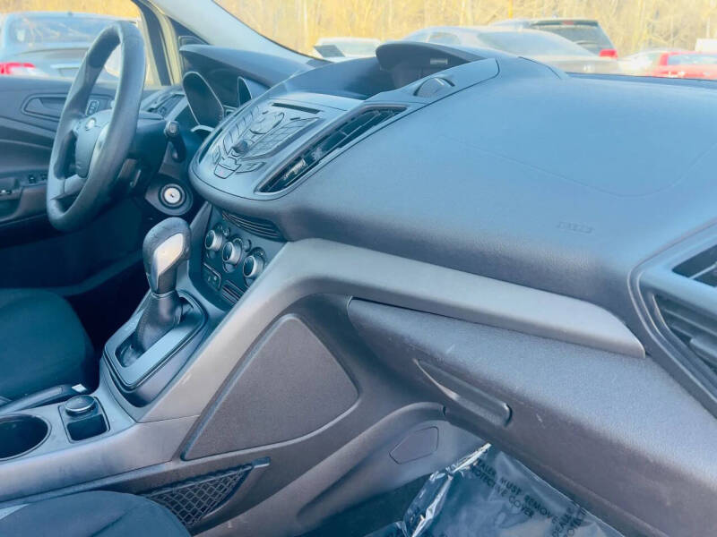 2014 Ford Escape S