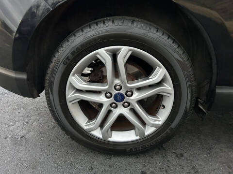 2017 Ford Edge Titanium