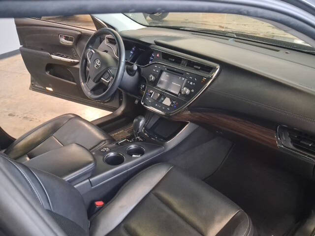 2015 Toyota Avalon XLE