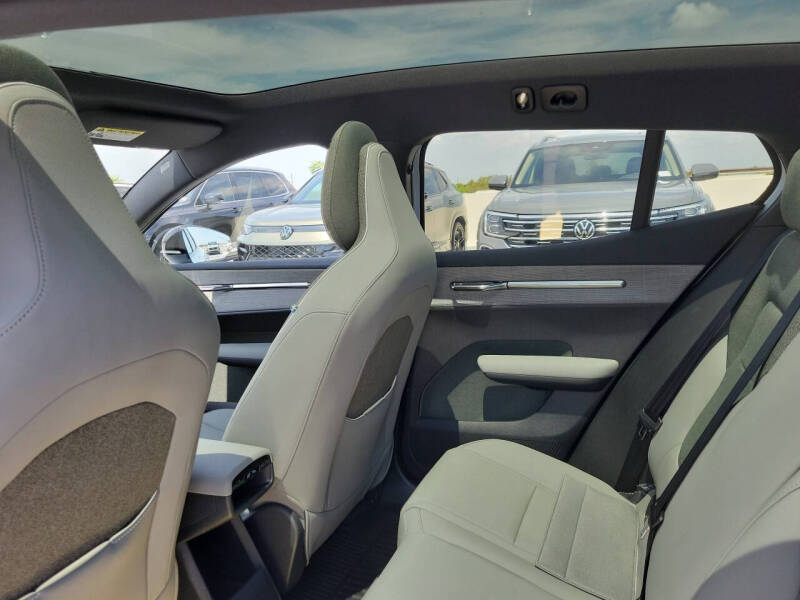 2026 Volvo EX30 Twin Plus