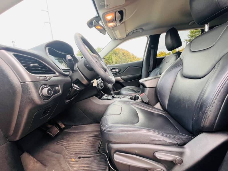 2019 Jeep Cherokee Latitude