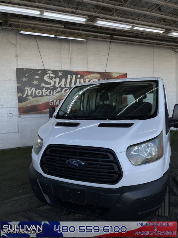 2016 Ford Transit Base's photo