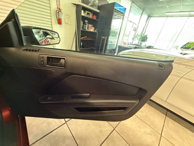 2014 Ford Mustang V6 Premium