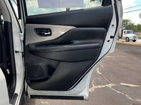 2017 Nissan Murano SV