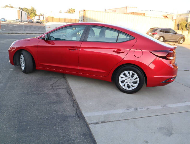 2020 Hyundai Elantra SE