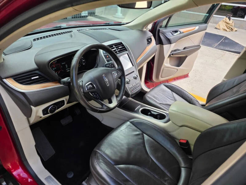 2017 Lincoln MKC Select
