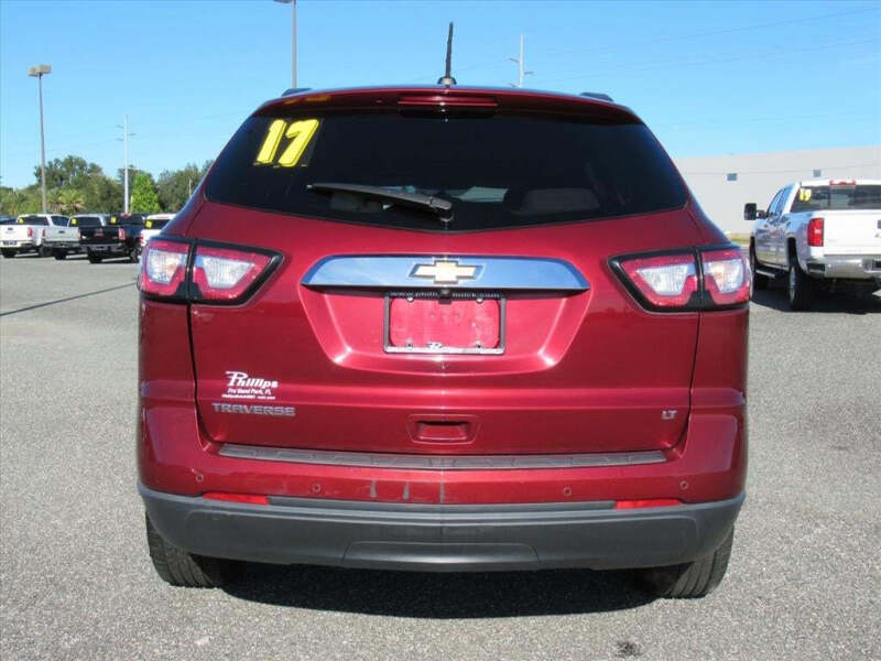 2017 Chevrolet Traverse LT