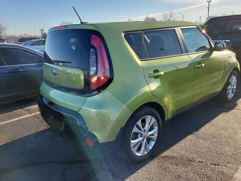 2016 Kia Soul +