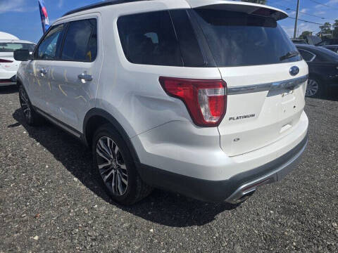 2017 Ford Explorer Platinum