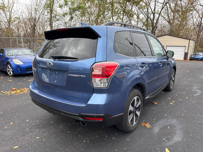 2018 Subaru Forester Limited photo 7