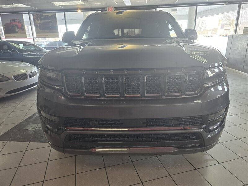 2022 Jeep Grand Wagoneer Series II