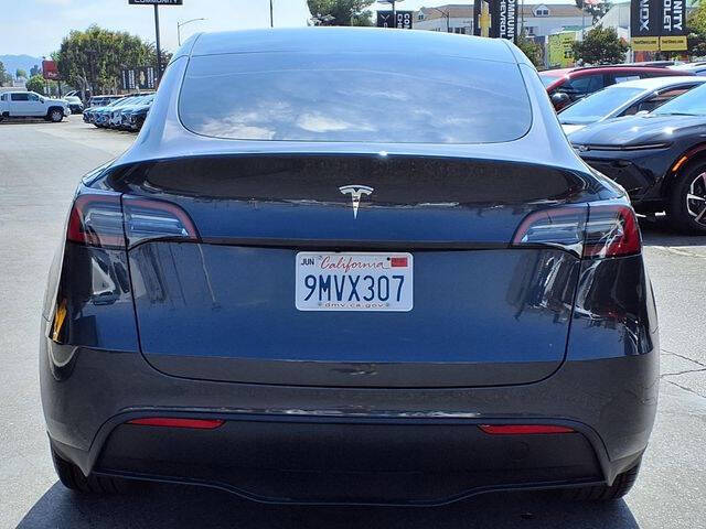 2024 Tesla Model Y Long Range