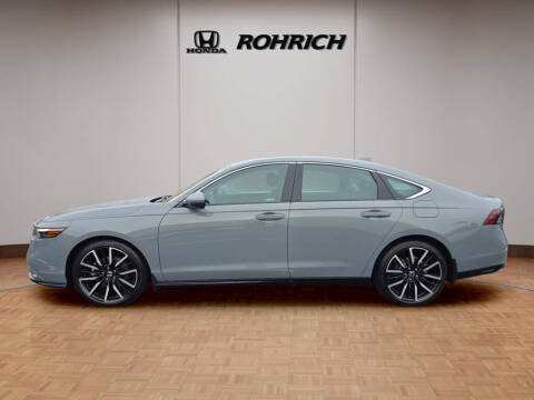 2025 Honda Accord Hybrid Touring