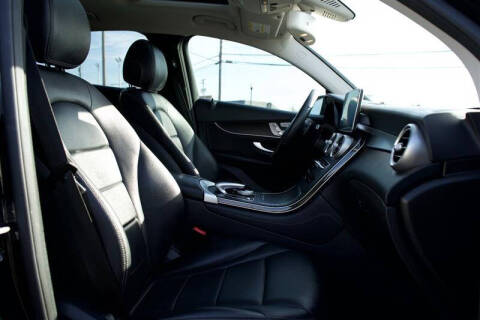 2017 Mercedes-Benz GLC GLC 300 4MATIC