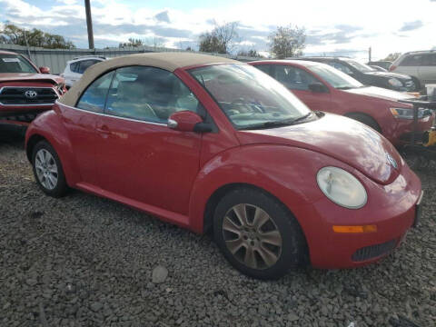 2010 Volkswagen New Beetle Convertible