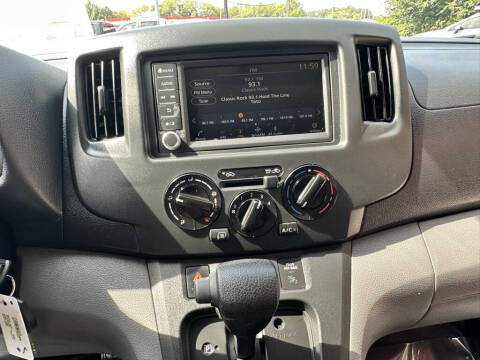 2021 Nissan NV200 SV