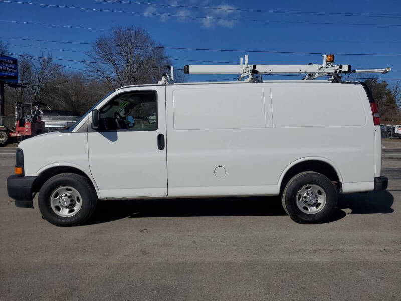 2017 Chevrolet Express 2500