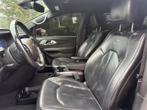 2018 Chrysler Pacifica Touring L Plus