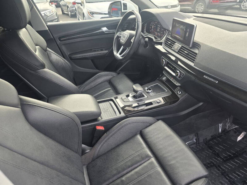 2020 Audi Q5 quattro Premium Plus 45 TFSI