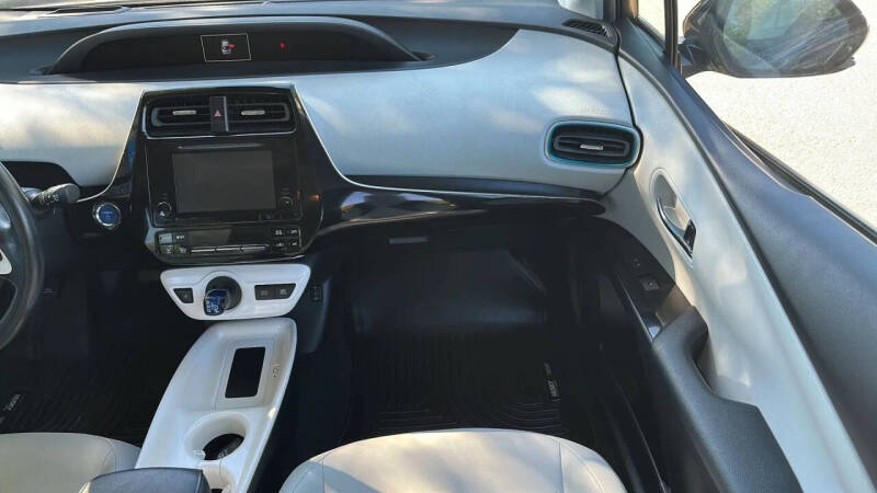 2017 Toyota Prius