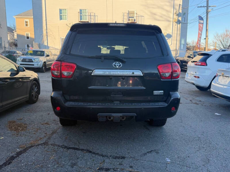 2012 Toyota Sequoia Platinum