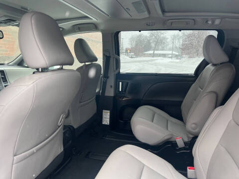 2019 Toyota Sienna Limited Premium 7-Passenger