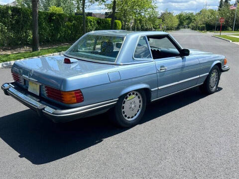 1986 Mercedes-Benz 560-Class 560 SL