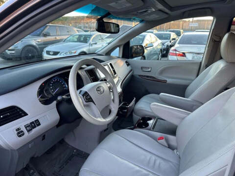 2013 Toyota Sienna
