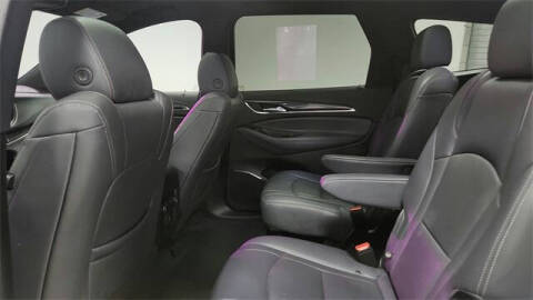 2022 Buick Enclave Essence