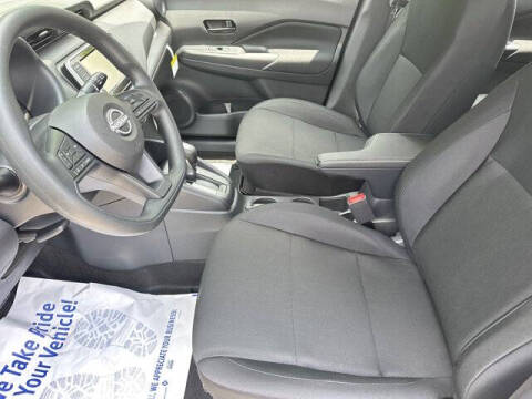 2025 Nissan Kicks Play S