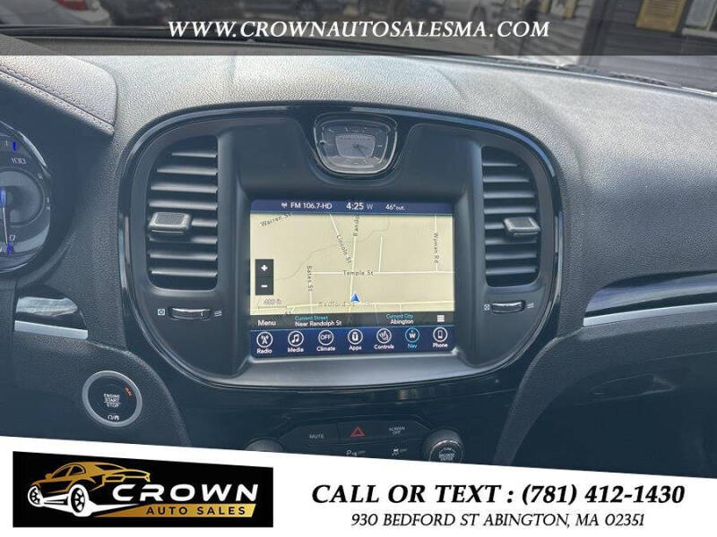 2017 Chrysler 300