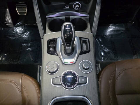 2022 Alfa Romeo Stelvio Ti