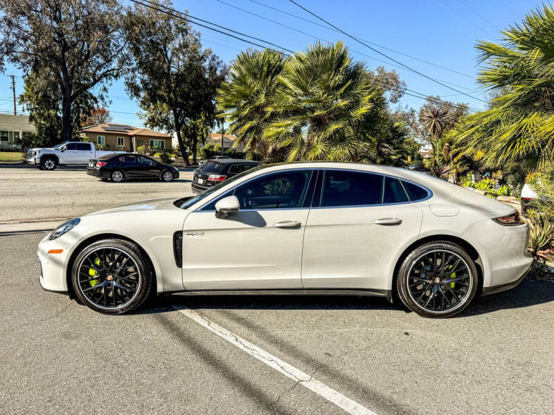 2022 Porsche Panamera 4S E-Hybrid
