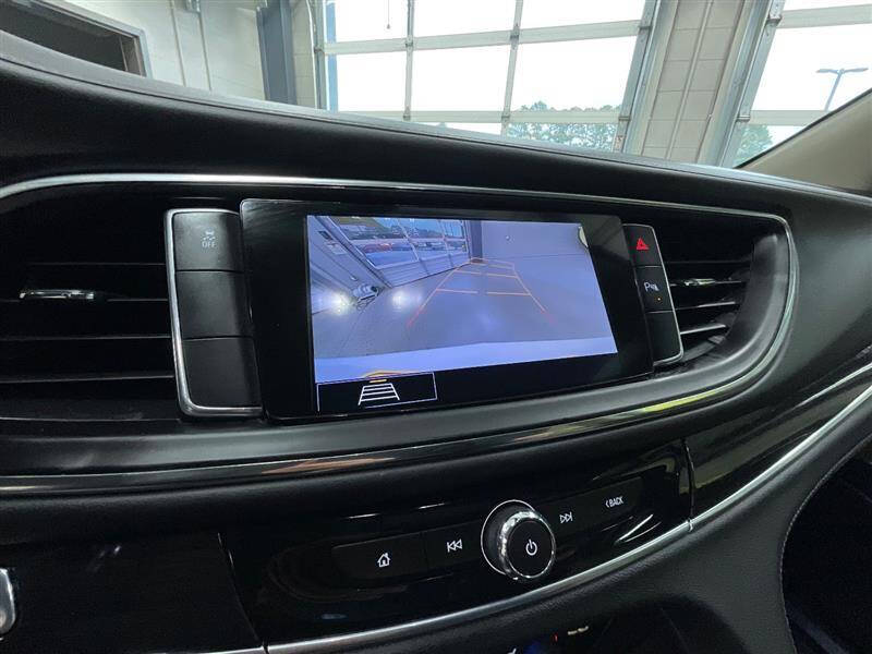 2020 Buick Enclave Essence